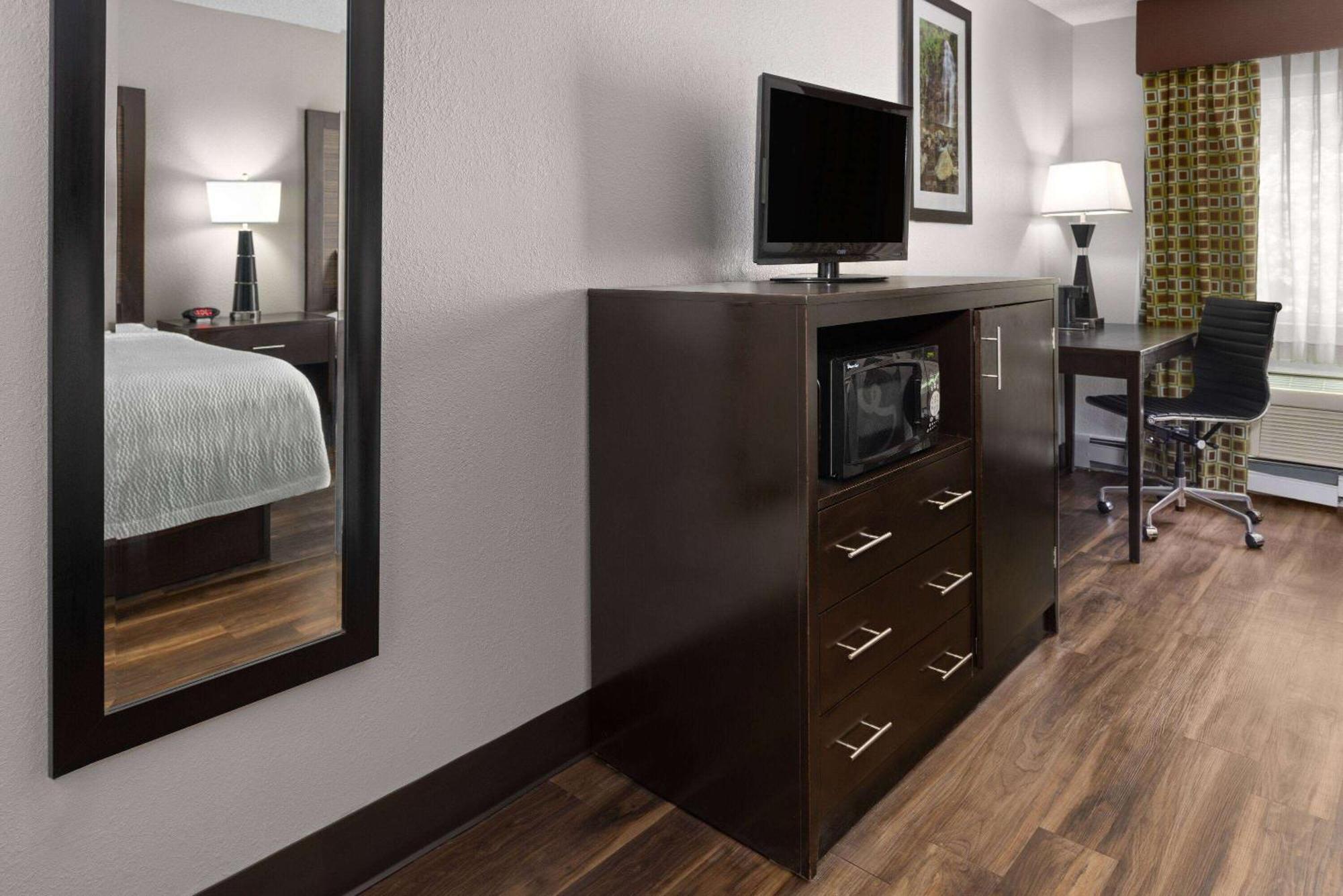 La Quinta Inn By Wyndham Buffalo Airport Уилямсвил Екстериор снимка