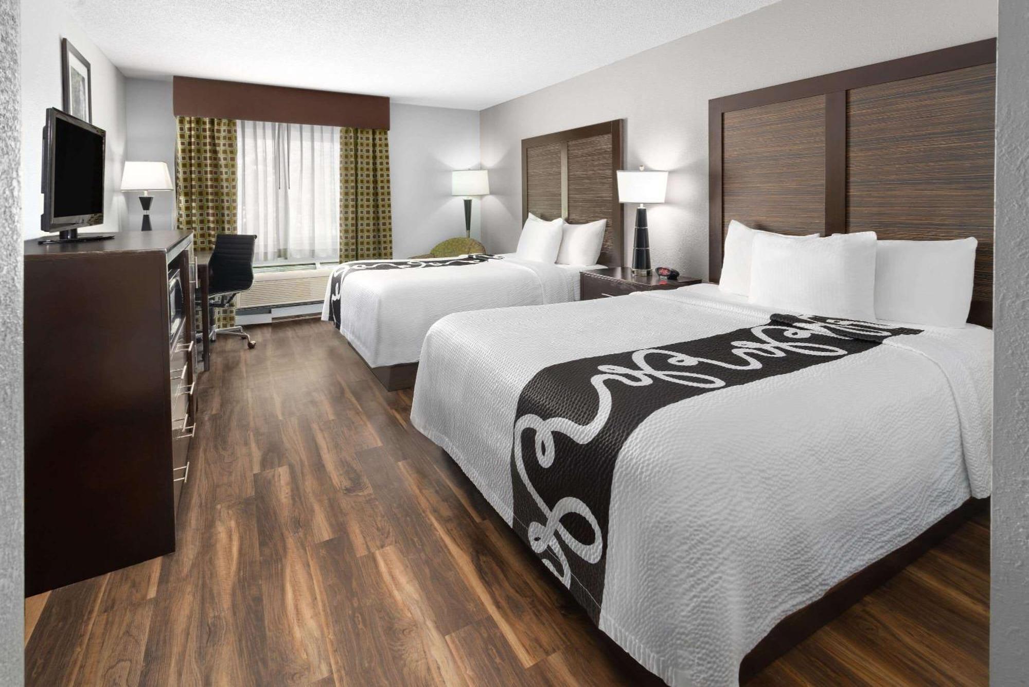 La Quinta Inn By Wyndham Buffalo Airport Уилямсвил Екстериор снимка